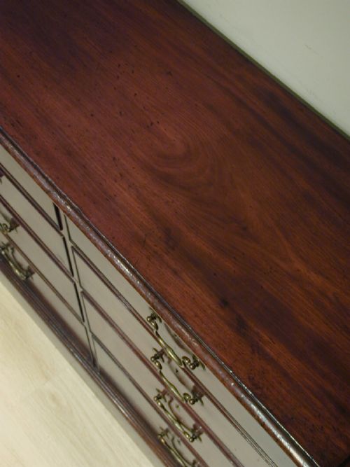 A WONDERFUL DOUBLE CHEST OF DRAWERS - ADDITIONAL PHOTO 9