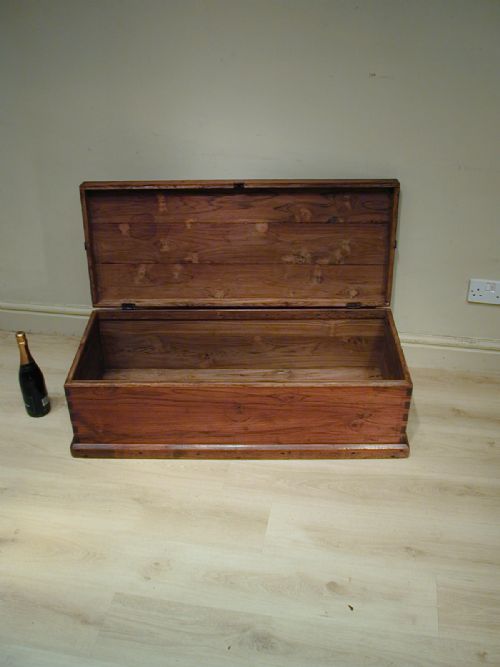 A GOOD QUALITY CAMPHORWOOD TRUNK - ADDITIONAL PHOTO 5