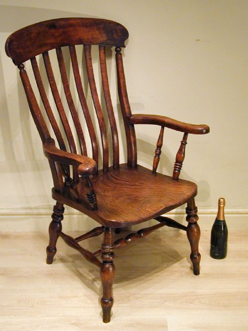 a generously proportioned windsor armchair - CATEGORY: ANTIQUE CHAIRS - DATED 1880