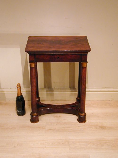 A VERY SMALL SINGLEDRAWER SIDE TABLE - ADDITIONAL PHOTO 1
