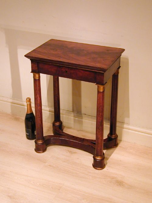 A VERY SMALL SINGLEDRAWER SIDE TABLE - ADDITIONAL PHOTO 2