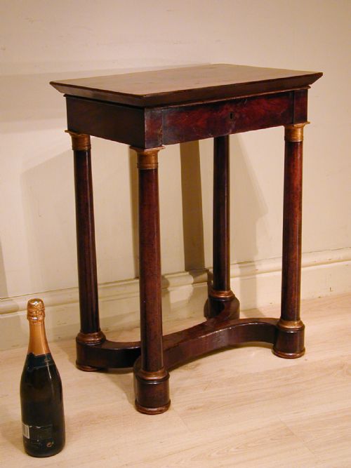 A VERY SMALL SINGLEDRAWER SIDE TABLE - ADDITIONAL PHOTO 5