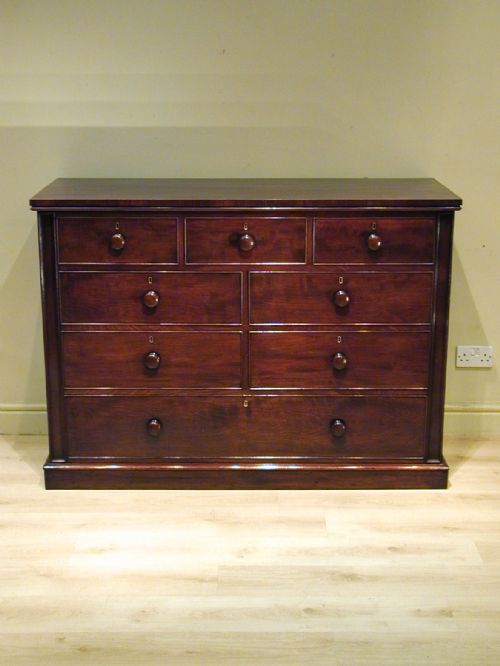 A TRULY WONDERFUL MULTIDRAWER CHEST - ADDITIONAL PHOTO 1