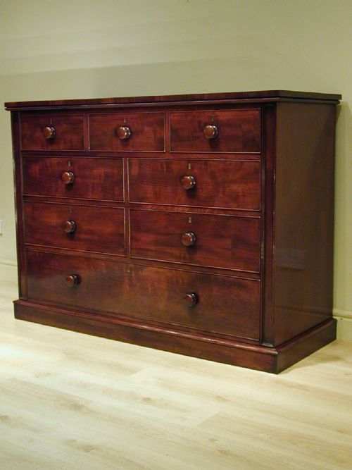 A TRULY WONDERFUL MULTIDRAWER CHEST - ADDITIONAL PHOTO 5