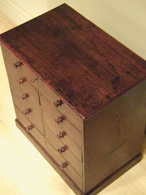 BEAUTIFUL LITTLE CHEST CABINET - ADDITIONAL PHOTO 9