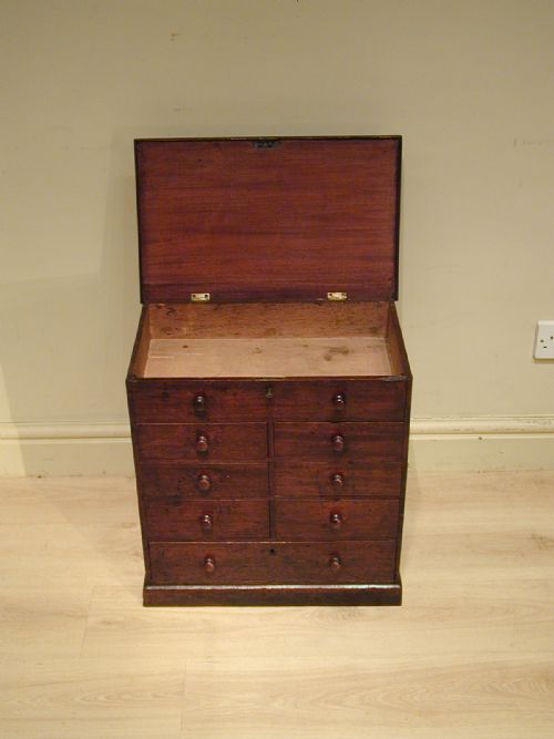 BEAUTIFUL LITTLE CHEST CABINET - ADDITIONAL PHOTO 11