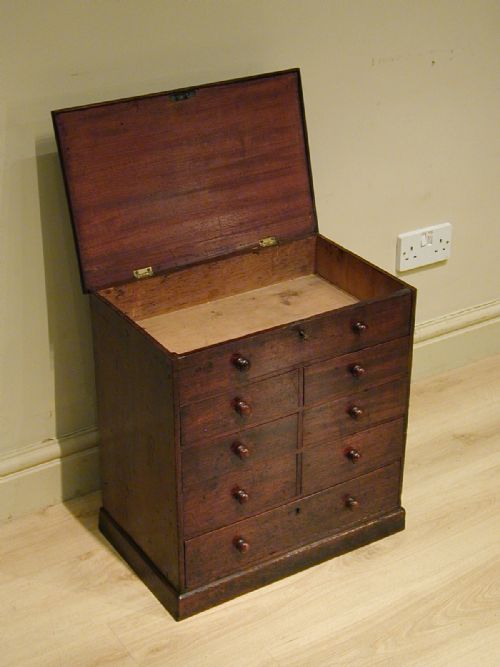 BEAUTIFUL LITTLE CHEST CABINET - ADDITIONAL PHOTO 12