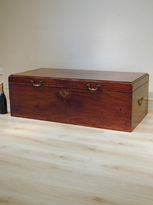 A FINE GEORGIAN STORAGE TRUNK - ADDITIONAL PHOTO 3