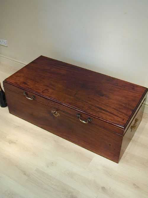 A FINE GEORGIAN STORAGE TRUNK - ADDITIONAL PHOTO 4