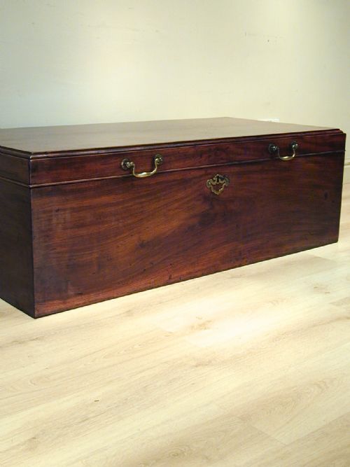 A FINE GEORGIAN STORAGE TRUNK - ADDITIONAL PHOTO 7