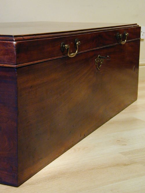 A FINE GEORGIAN STORAGE TRUNK - ADDITIONAL PHOTO 11