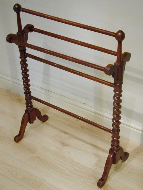 A SUPERB VICTORIAN TOWEL RAIL - ADDITIONAL PHOTO 2