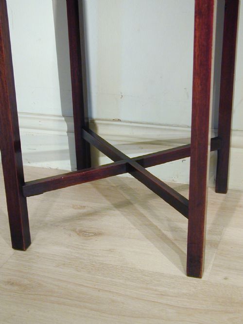 A FINE GEORGIAN BEDSIDE CABINET - ADDITIONAL PHOTO 7