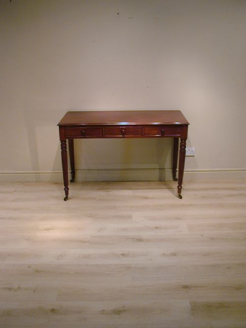 A FINE LATE GEORGIAN DESKSIDE TABLE - ADDITIONAL PHOTO 1