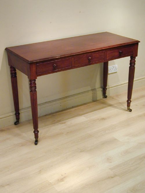A FINE LATE GEORGIAN DESKSIDE TABLE - ADDITIONAL PHOTO 6