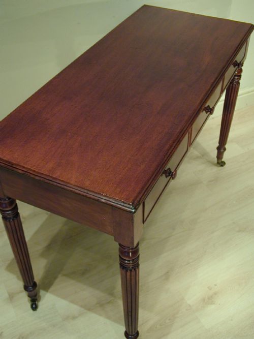 A FINE LATE GEORGIAN DESKSIDE TABLE - ADDITIONAL PHOTO 12