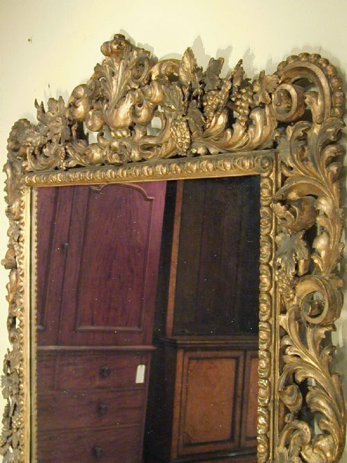 A LARGE GILTWOOD MIRROR OF EXCEPTIONAL QUALITY - ADDITIONAL PHOTO 6