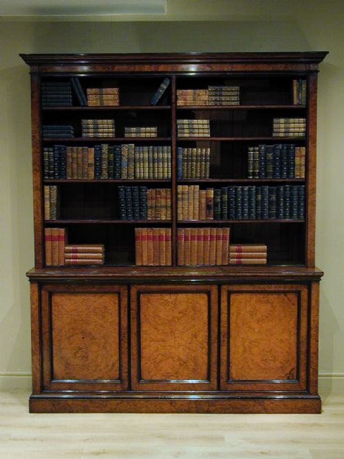 library bookcase of the highest quality - CATEGORY: ANTIQUE BOOKCASES - DATED 1880