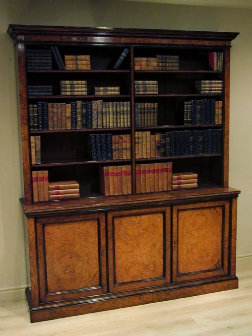 LIBRARY BOOKCASE OF THE HIGHEST QUALITY - ADDITIONAL PHOTO 3