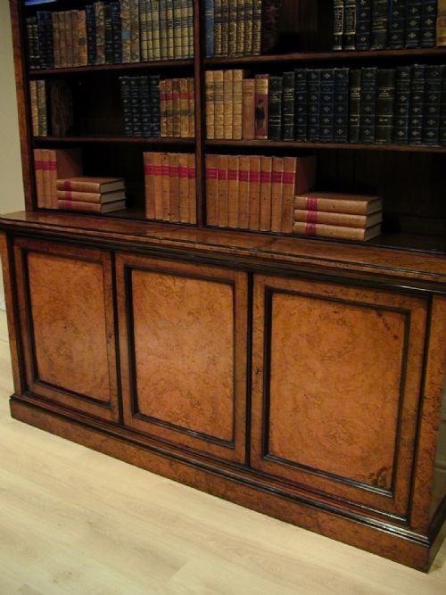 LIBRARY BOOKCASE OF THE HIGHEST QUALITY - ADDITIONAL PHOTO 7