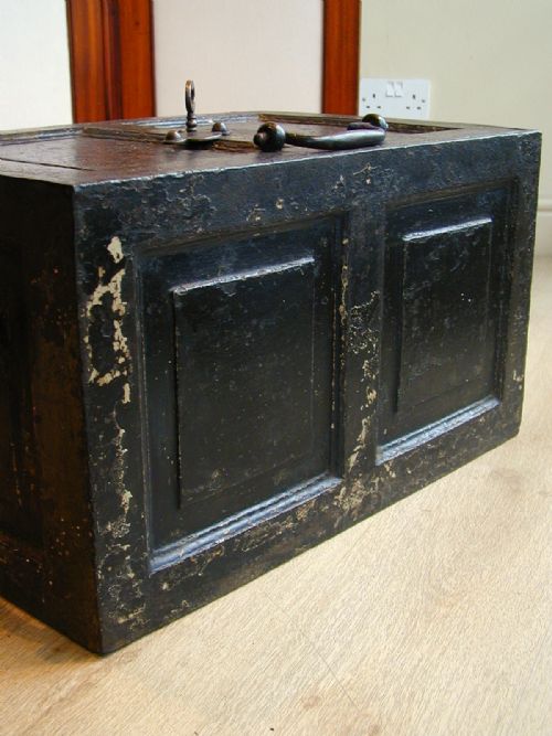 fig 2. Heavy duty Georgian strong box/safe