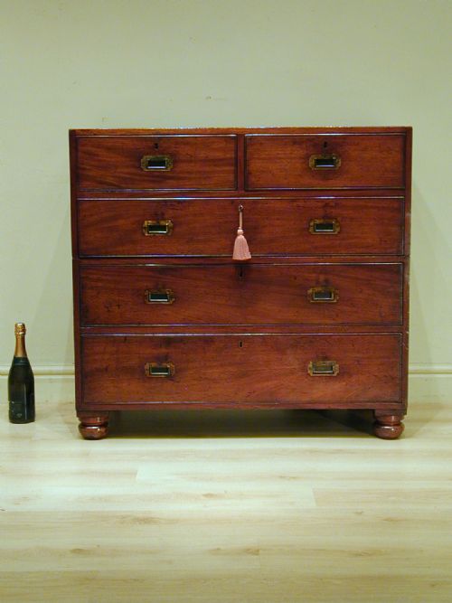 A WONDERFUL MILITARY CAMPAIGN CHEST OF DRAWERS - ADDITIONAL PHOTO 3