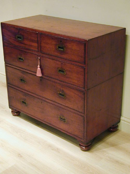 A WONDERFUL MILITARY CAMPAIGN CHEST OF DRAWERS - ADDITIONAL PHOTO 7