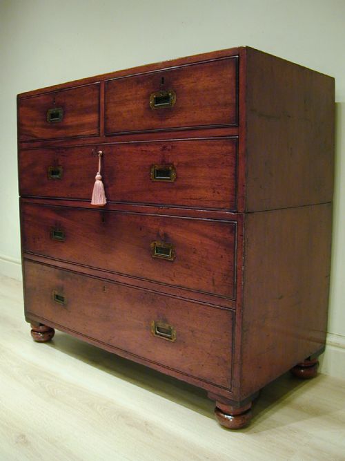 A WONDERFUL MILITARY CAMPAIGN CHEST OF DRAWERS - ADDITIONAL PHOTO 9