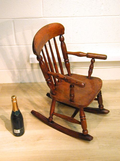 BEAUTIFUL VICTORIAN CHILD'S ROCKING CHAIR - ADDITIONAL PHOTO 3