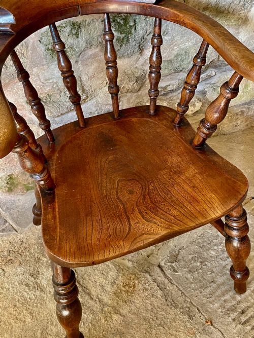 HIGH QUALITY CAPTAIN'S WINDSOR CHAIR - ADDITIONAL PHOTO 9