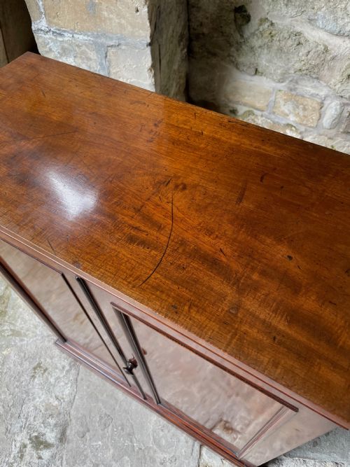 FINE TWODOOR CUPBOARDBOOKCASE - ADDITIONAL PHOTO 18