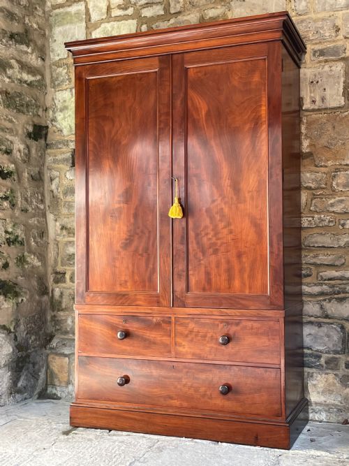TOP QUALITY TWODOOR WARDROBE - ADDITIONAL PHOTO 5