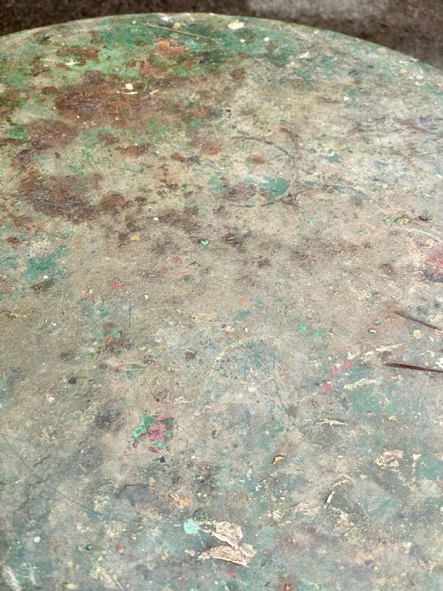 PAINTED METAL BISTRO TRIPOD TABLE - ADDITIONAL PHOTO 6