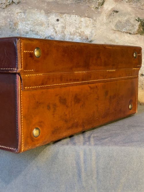 BEST QUALITY EARLY 20TH CENTURY SUITCASE - ADDITIONAL PHOTO 12