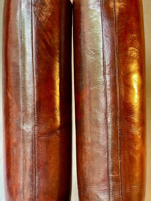 MAGNIFICENT PAIR OF LEATHER RIDING BOOTS - ADDITIONAL PHOTO 23