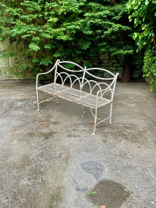 REGENCY GARDEN BENCH SEAT - ADDITIONAL PHOTO 1
