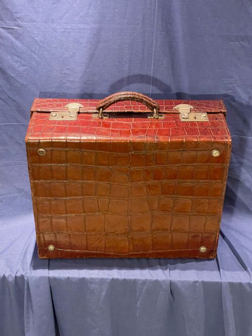 FINE LEATHER SUITCASE - ADDITIONAL PHOTO 7
