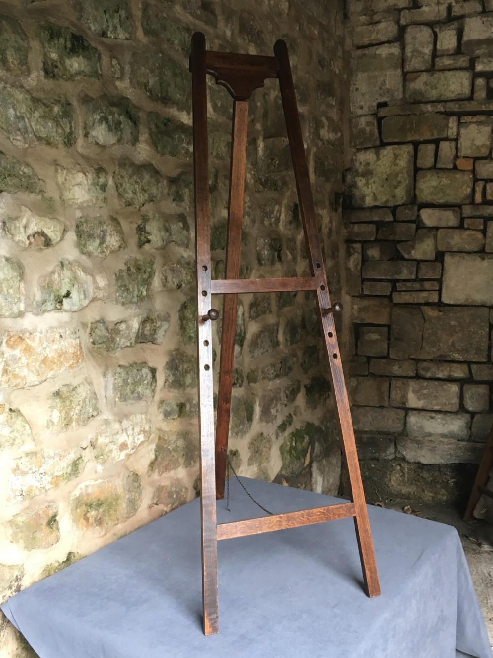 Early c20th oak easel