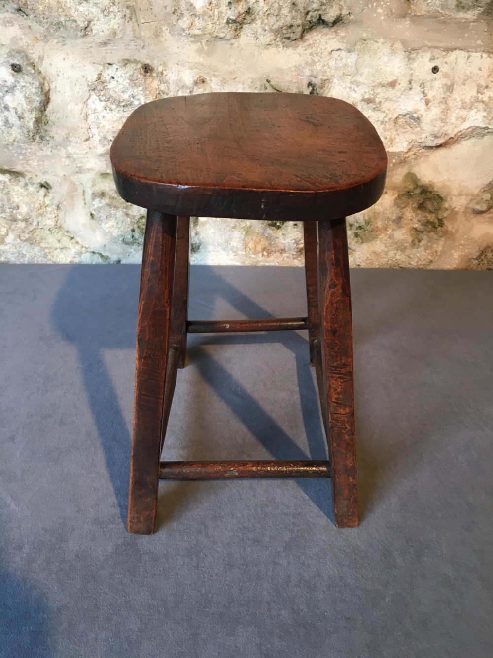 Country-made fruitwood stool View XVI