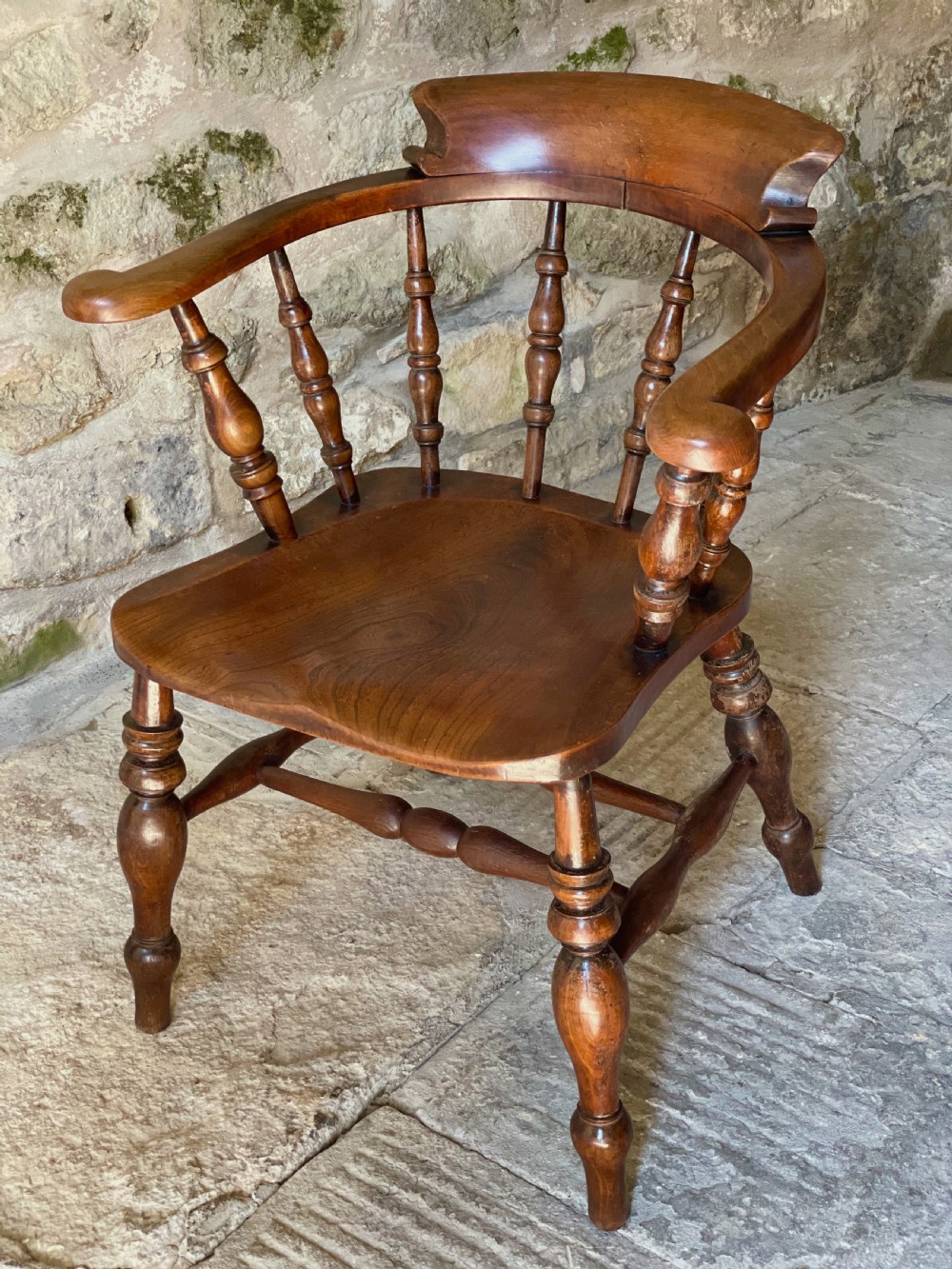 High quality captain's Windsor chair