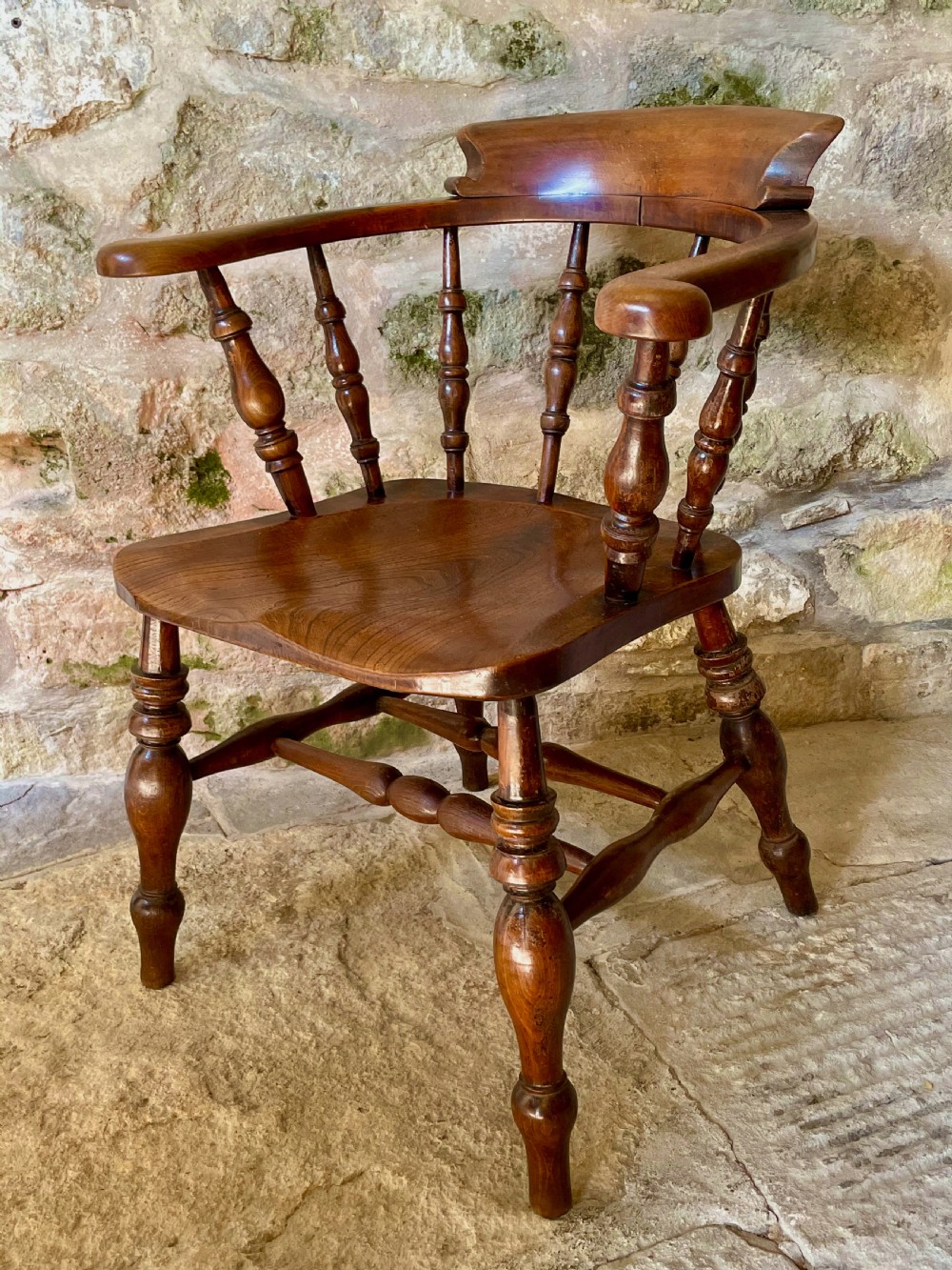 High quality captain's Windsor chair View II