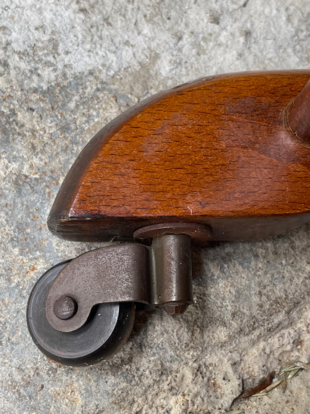 Edwardian valet clothes stand View XVI