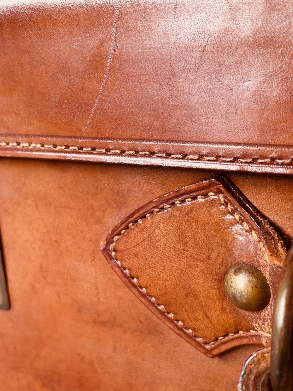Luggage: a top quality leather suitcase View XVI