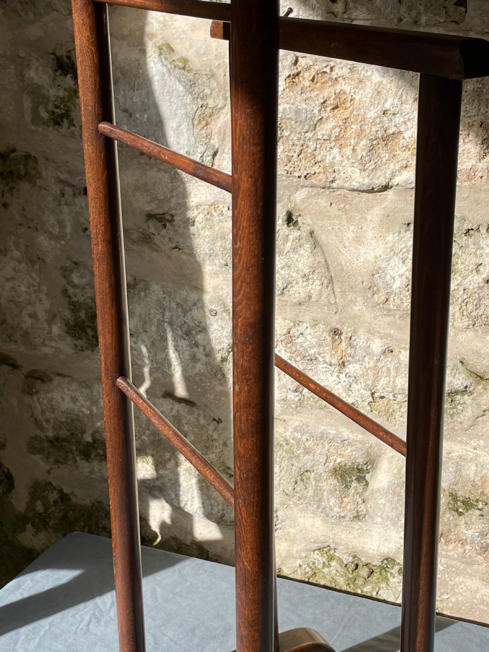 Clothes stand valet rail View X