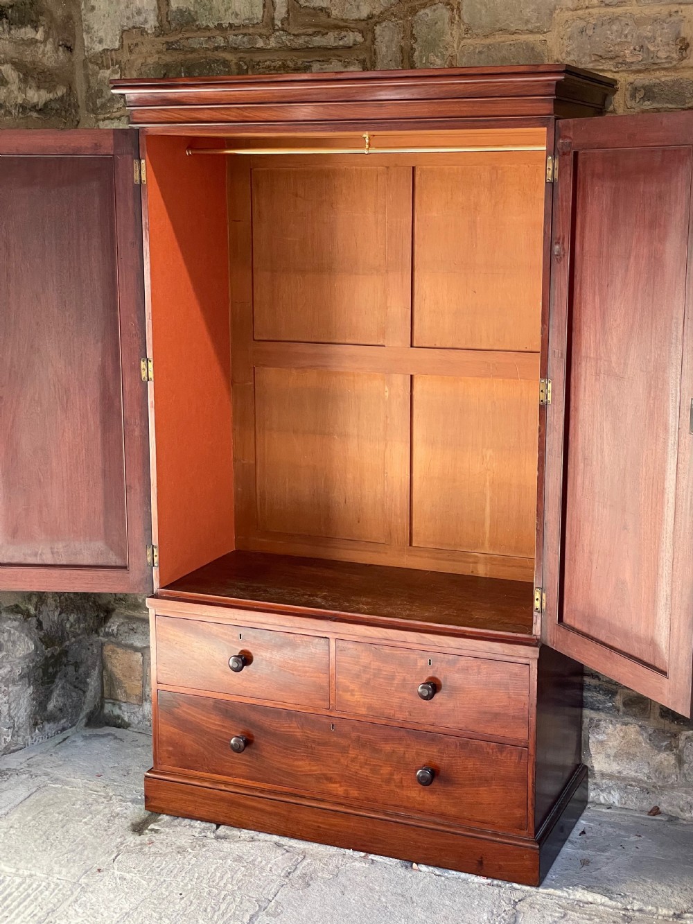 Top quality two-door wardrobe View XVII