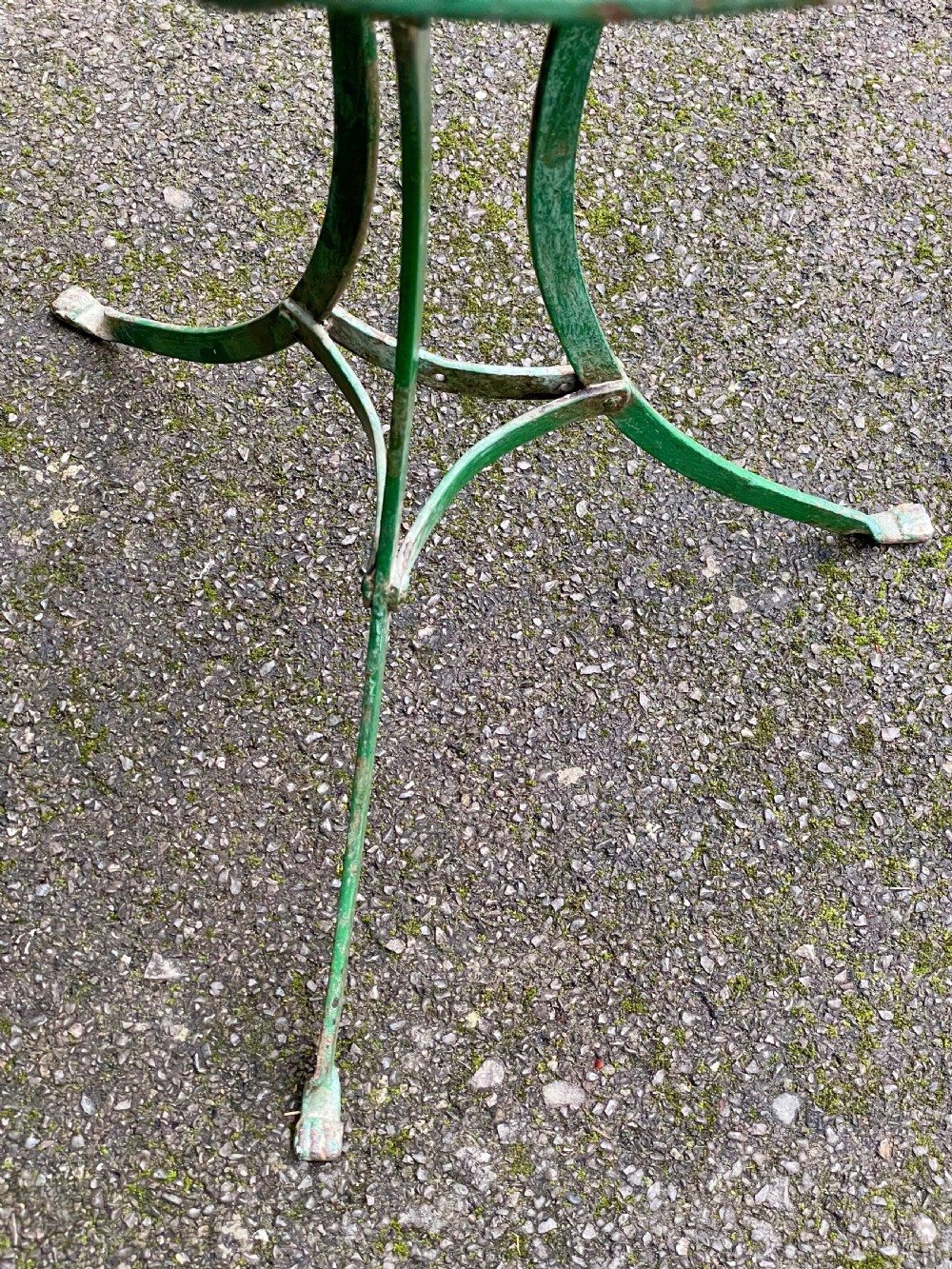 Painted metal bistro tripod table View IX