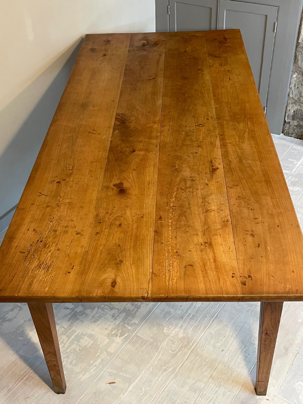 Kitchen refectory dining table View V