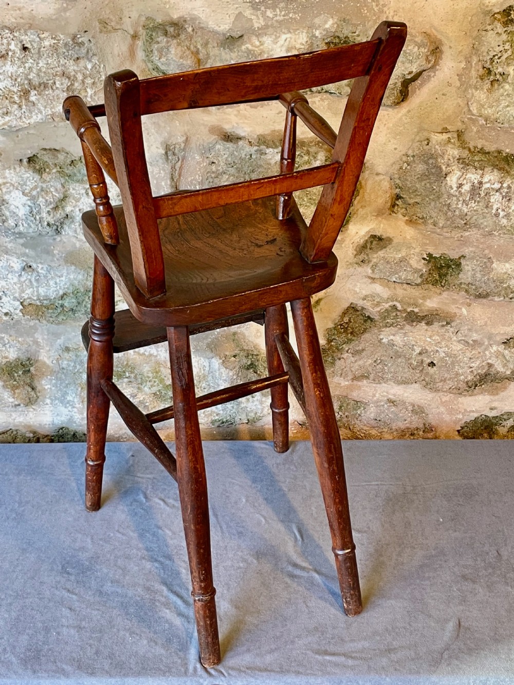 Child’s High Chair View XVI