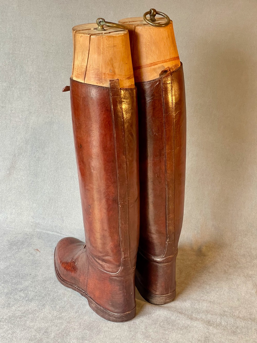 Magnificent pair of leather riding boots View XIV