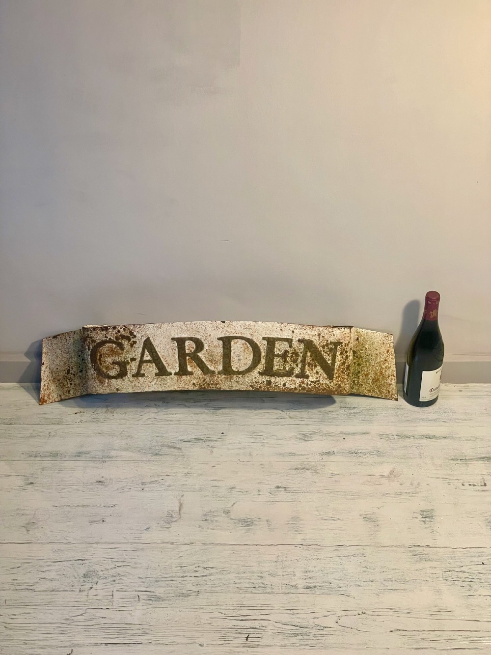 Painted wall-hanging sign View VI